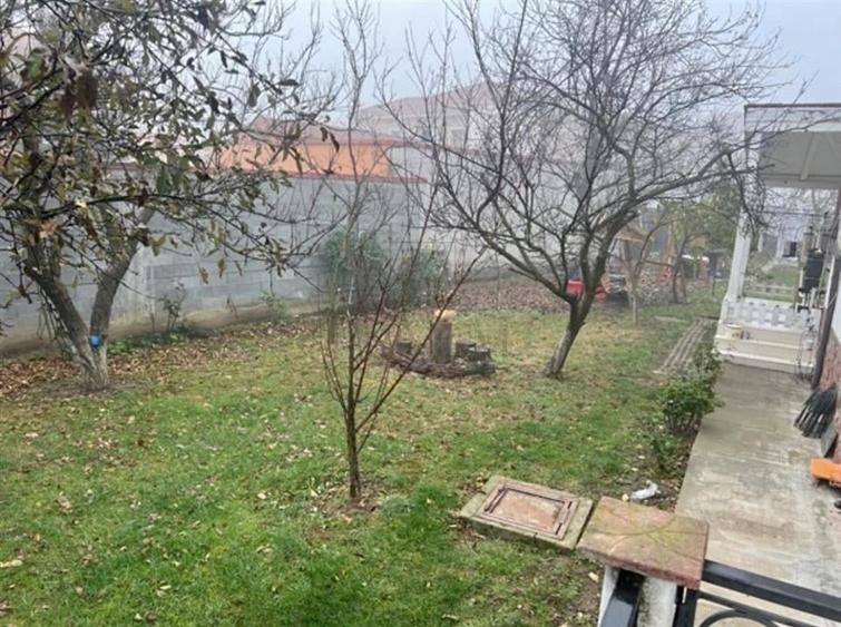 Casă individuală cu 5 camere cu Canalizare în Braytim