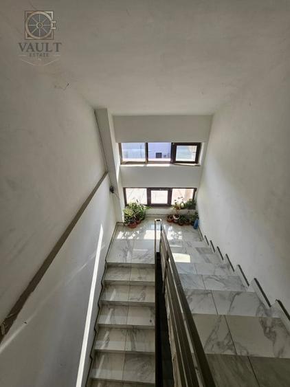 Hotel/Pensiune, de 1,271 mp, în Colentina
