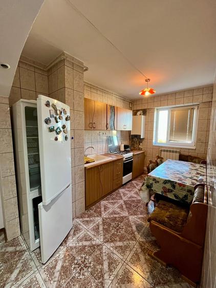 Apartament cu 2 camere decomandat în Casa de Cultură