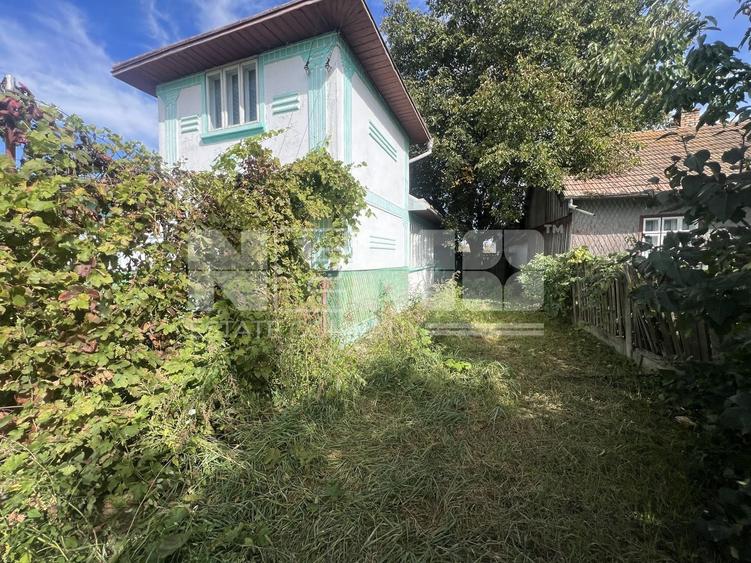 Casă individuală cu 4 camere cu Teren 1300 Mp în Dornești