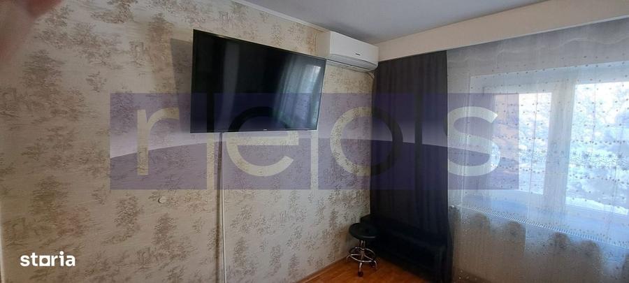 Apartament cu 3 camere decomandat, mobilat în Central