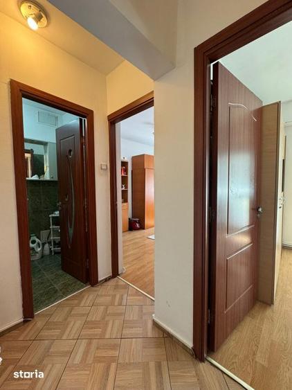 Apartament cu 4 camere decomandat, mobilat în Ferentari