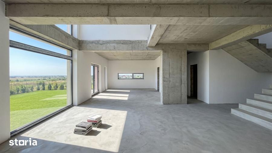 Casă cu 5 camere cu Teren 1200 Mp în Snagov