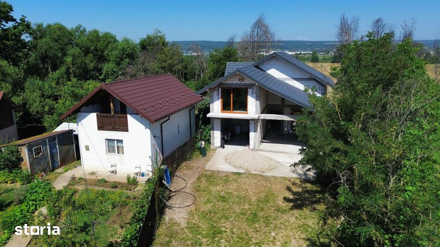 Casă cu 5 camere cu Teren 750 Mp în Ultracentral