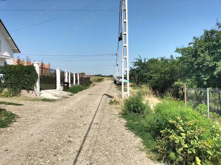 Teren de 1800 mp, în Central