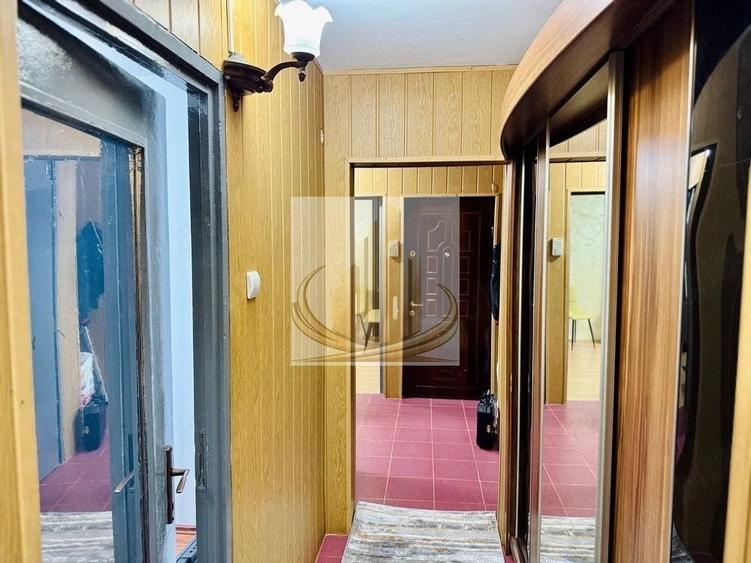 Apartament cu 2 camere decomandat în Lipovei