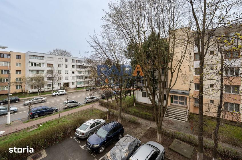 Apartament cu 2 camere, mobilat în Sud