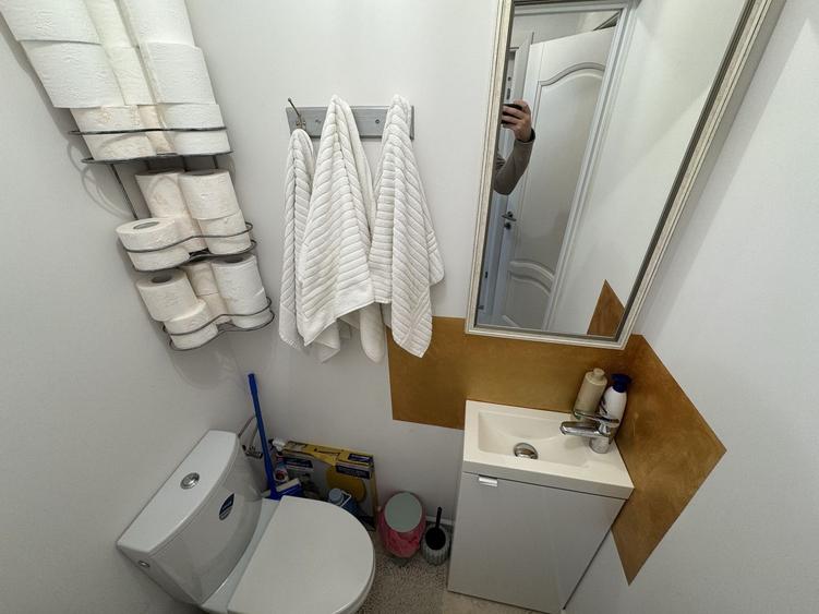 Apartament cu 2 camere semidecomandat, mobilat în Tomis Mall