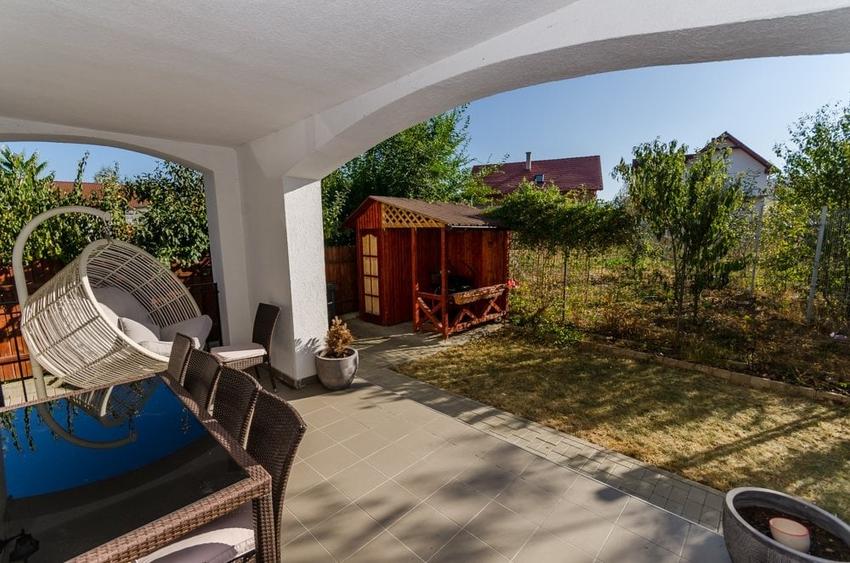 Apartament cu 3 camere decomandat, mobilat în Șelimbăr