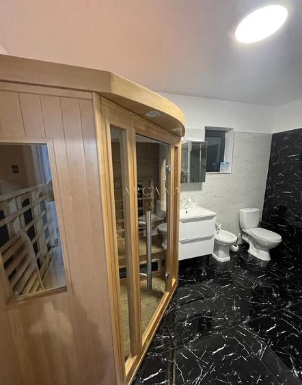 Apartament cu 4 camere semidecomandat, mobilat în Borhanci