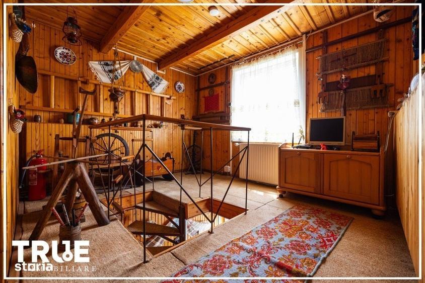Casă cu 4 camere cu Teren 4015 Mp în Lunca