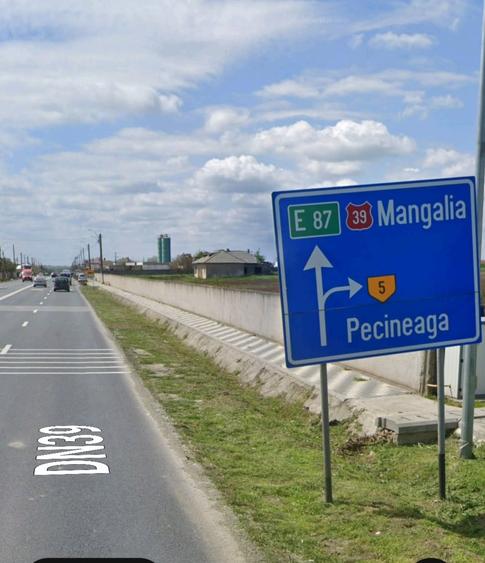 Teren Construcții intravilan de 100000 mp, în 23 August
