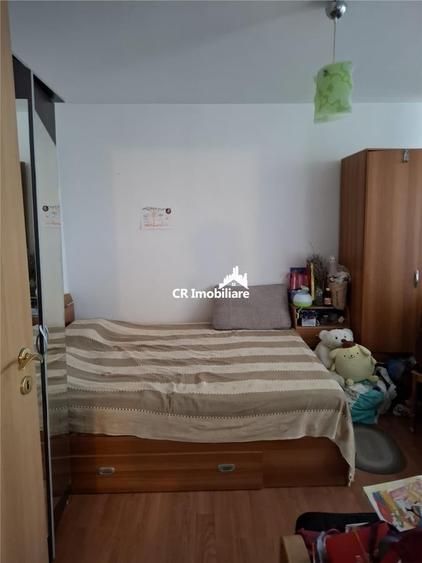 Dristor, apartament 3 camere centrala proprie, comision 0% - 8