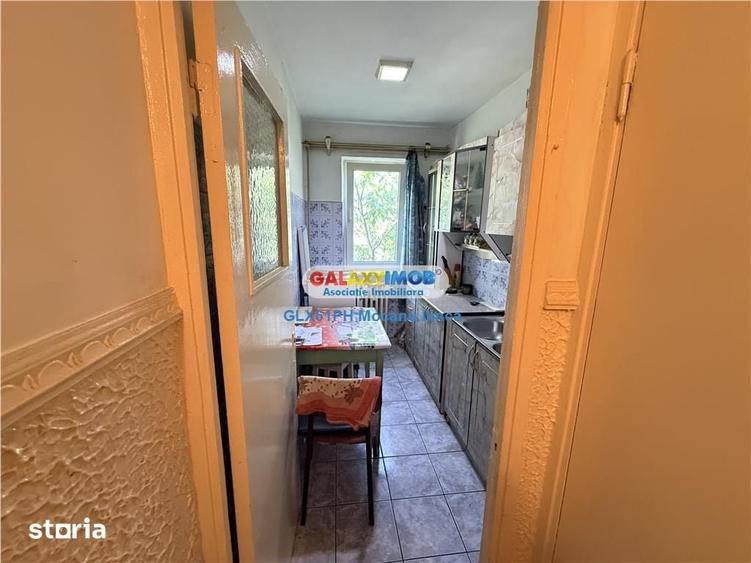 Apartament cu 2 camere semidecomandat în 9 Mai