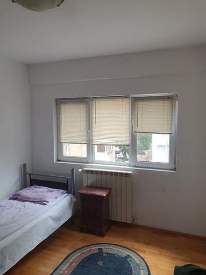 Apartament cu 3 camere decomandat, mobilat în Dorobanților