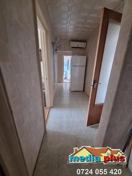 Apartament cu 3 camere decomandat în Micro 39