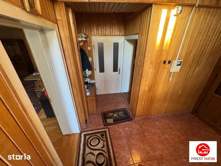 Casă cu 6 camere cu Teren 1495 Mp în Sâncraiu de Mureș