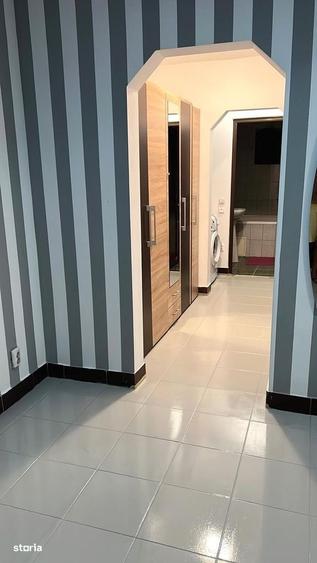 Apartament cu 2 camere decomandat în Galata