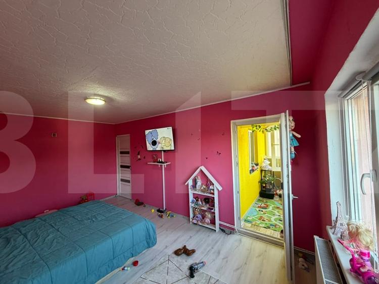 Apartament cu 3 camere decomandat, mobilat în 1 Mai