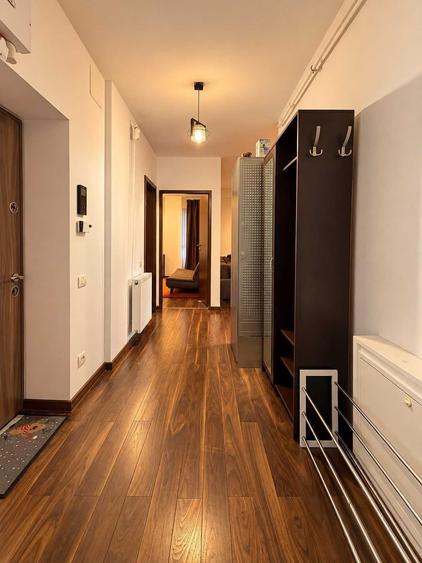 Apartament cu 3 camere decomandat în Soarelui