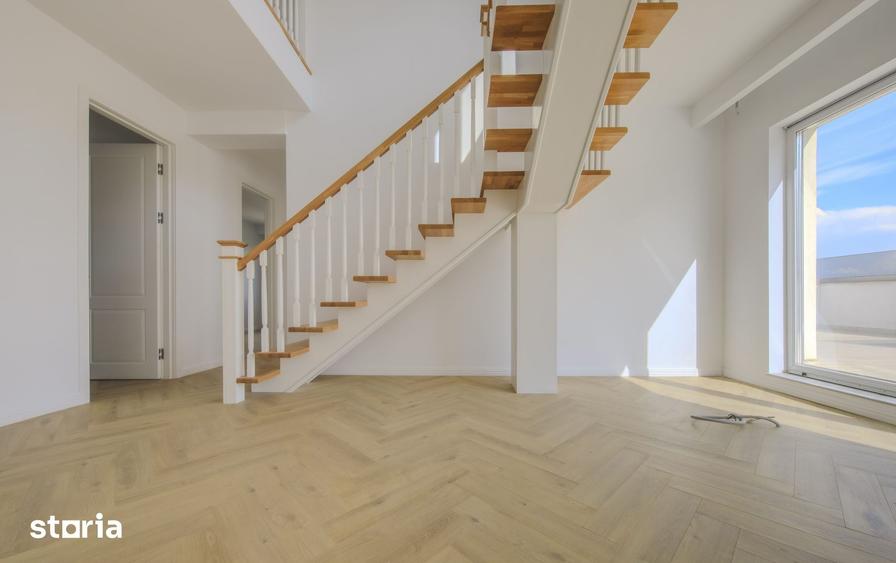 Apartament cu 8 camere în Vitan