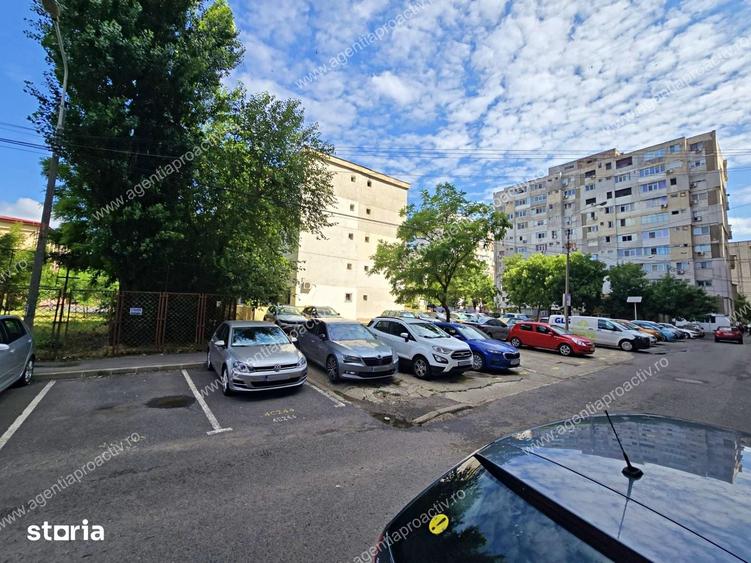Apartament cu 2 camere decomandat în Micro 19