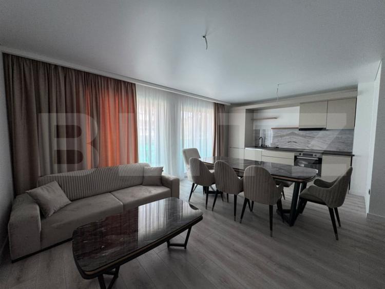 Apartament cu 3 camere semidecomandat în Zorilor — fotografia 1