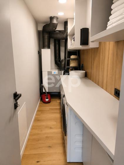Duplex cu 5 camere cu Canalizare în Stupini