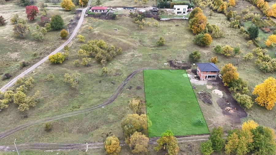 Teren intravilan 1250mp  cu PUZ in Cisnădioara - 2
