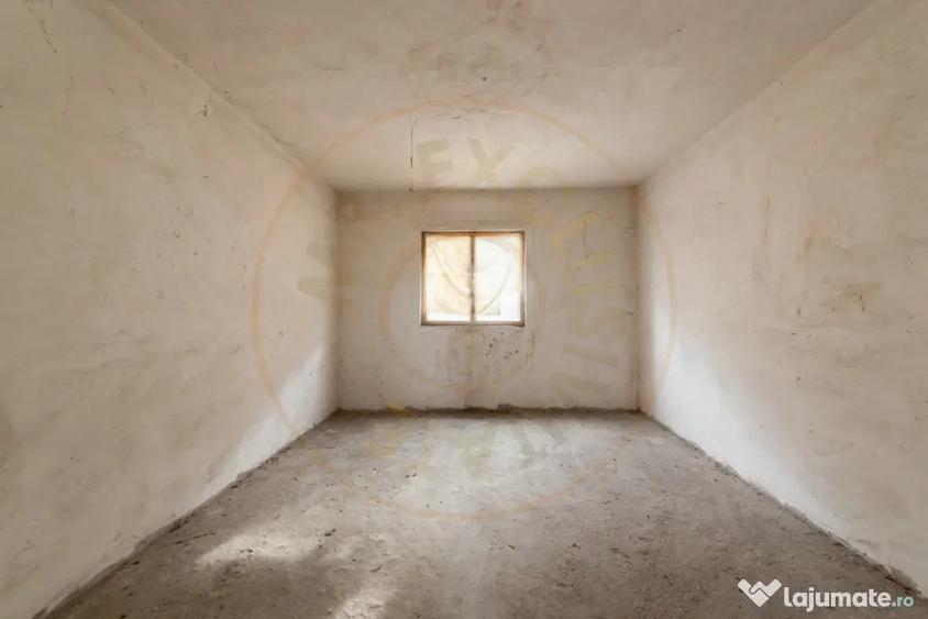 Apartament cu 3 camere decomandat în Nord