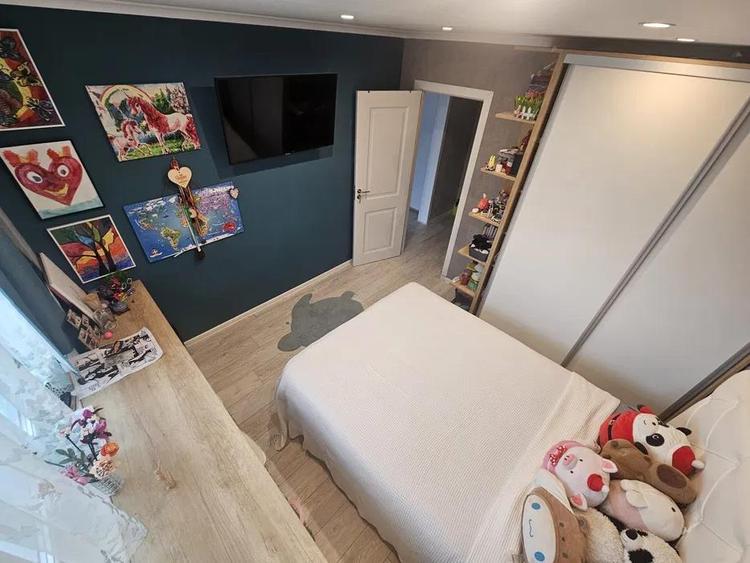 Apartament cu 3 camere decomandat, mobilat în Tătărași