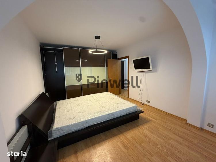 Apartament cu 3 camere în Drumul Taberei
