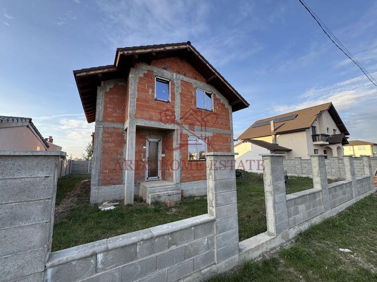 Casa individuala P+M Giroc. Strada linistita doar de case. Comsion 0 - 6