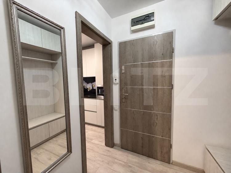 Apartament cu 2 camere semidecomandat, mobilat în Ultracentral