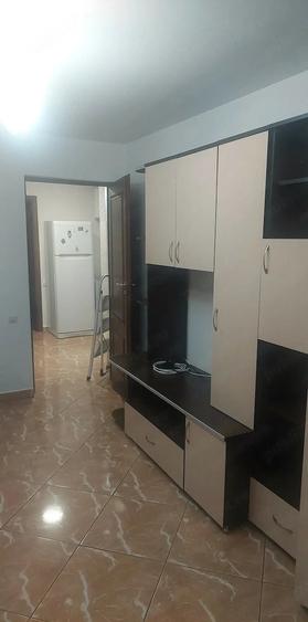 Apartament de inchiriat cu 2 camere - 4