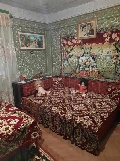 Casă cu 4 camere cu Teren 1862 Mp în Anina