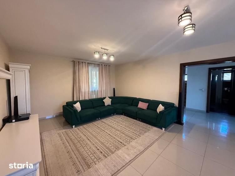Casă cu 5 camere cu Teren 427 Mp în Cetate
