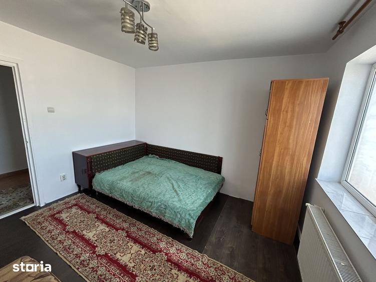 Apartament cu 3 camere în Casa de Cultură