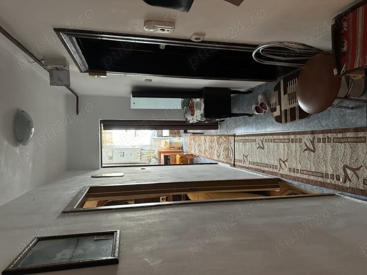 Apartament cu 3 camere decomandat în Caracal