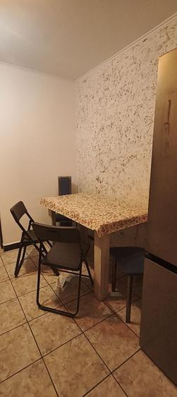 Apartament cu 2 camere decomandat în Zăvoi