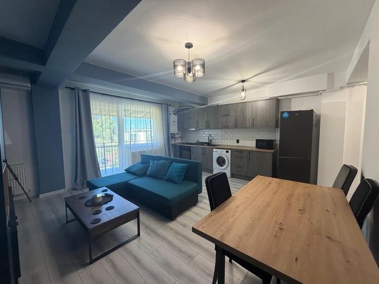 Apartament cu 2 camere semidecomandat, mobilat în Florești