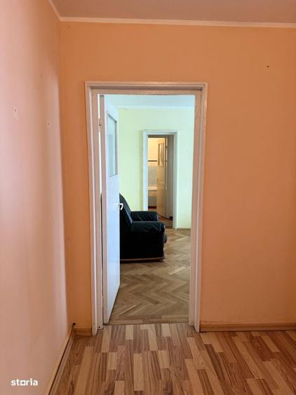 Doua camere semidecomandat - 12