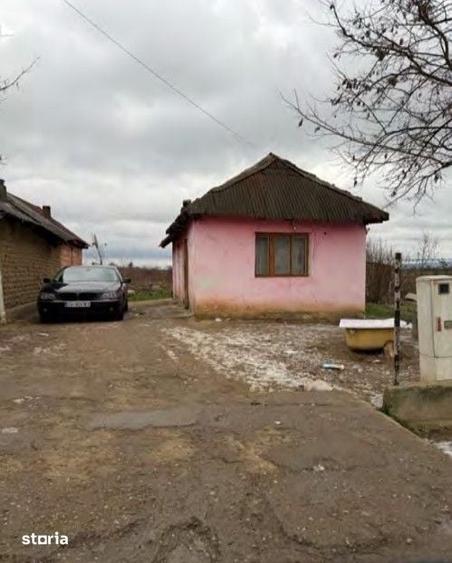Casă cu 1 camere cu Teren 540 Mp în Apa