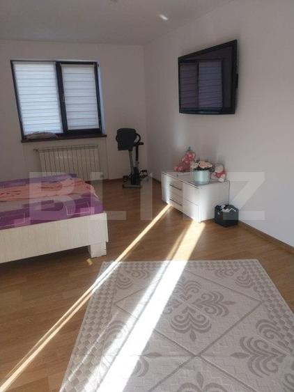 Casă individuală cu 5 camere cu Canalizare în Exterior Est