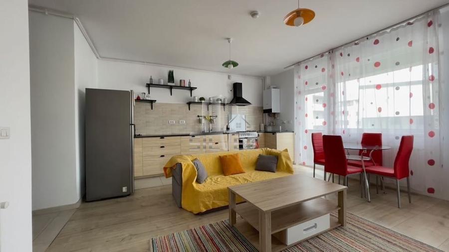 Apartament cu 3 camere semidecomandat, mobilat în Florești — fotografia 1