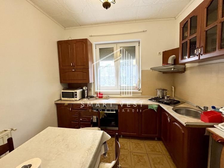 Duplex cu 4 camere cu Canalizare în 14 Mai