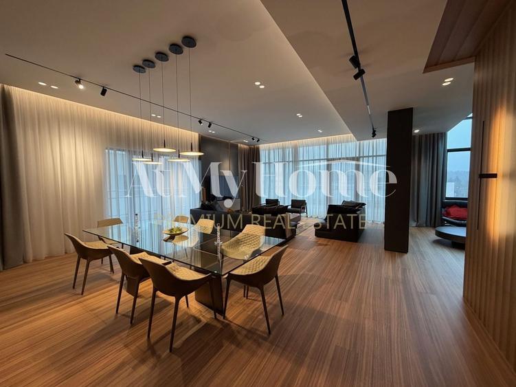 Penthouse cu 5 camere decomandat, mobilat în Băneasa