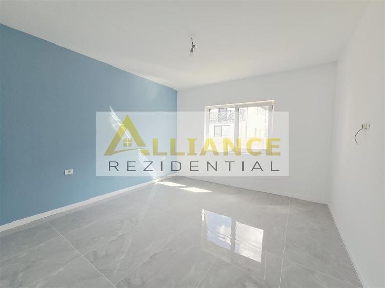 Casă cu 3 camere cu Canalizare în Berceni