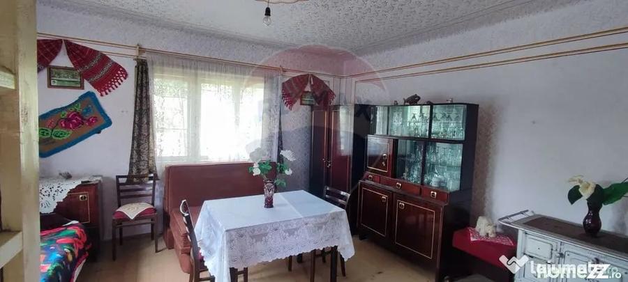 Casă cu 3 camere cu Teren 1361 Mp în Gârdani