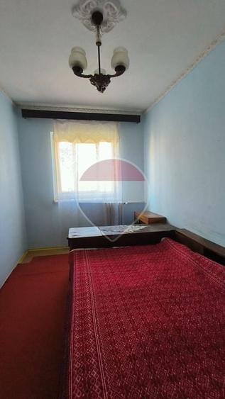 Apartament cu 3 camere decomandat în Micro 17